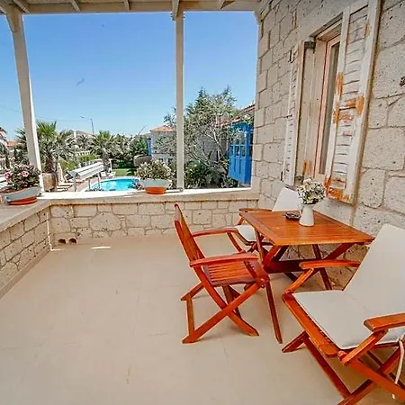 Marina Palace Alaçatı